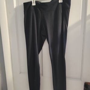 Under armour leggings cropped